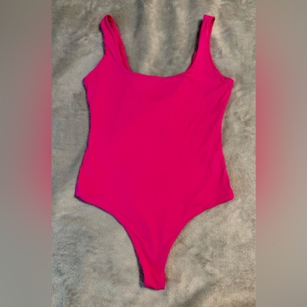 Pumiey Blush Bodysuit sleeveless square neckline